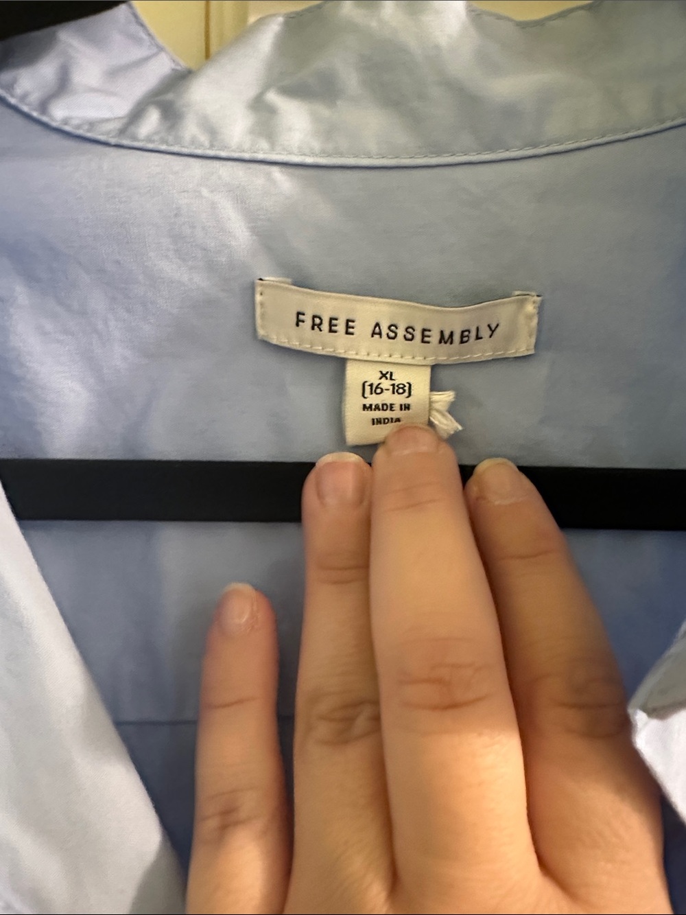 Free Assembly Dress - Picture 4 of 8